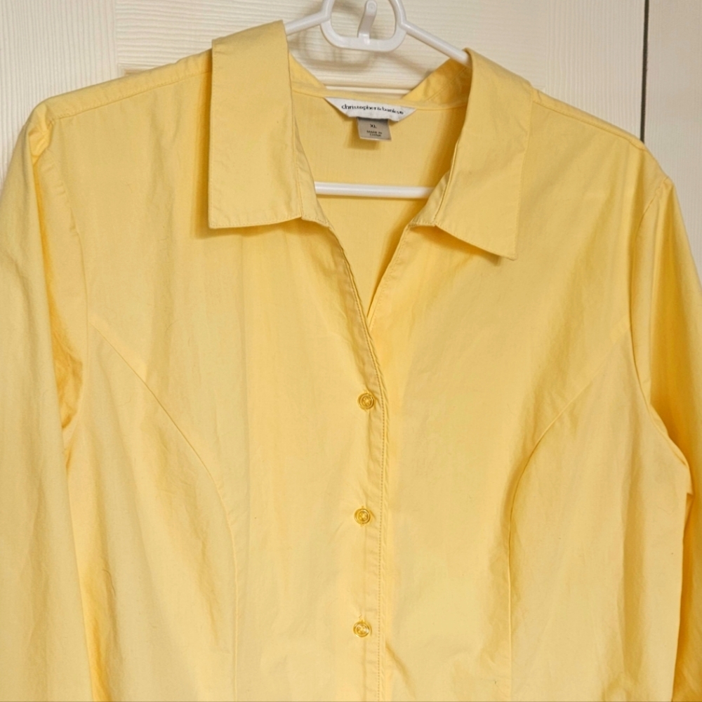 Christopher & Banks XL yellow buttom front